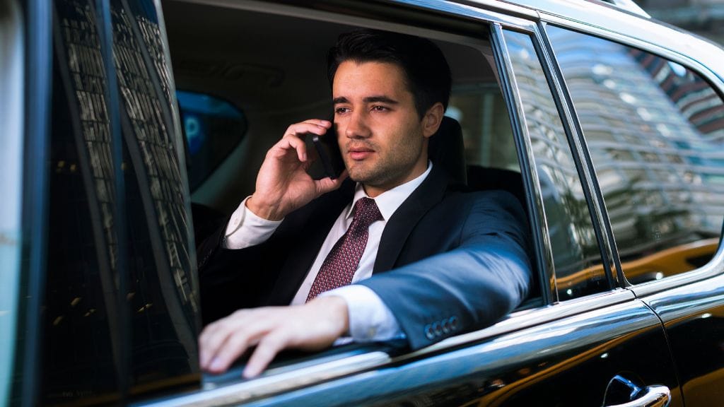 Corporate Limo Services in Vancouver – Luxury Business Travel